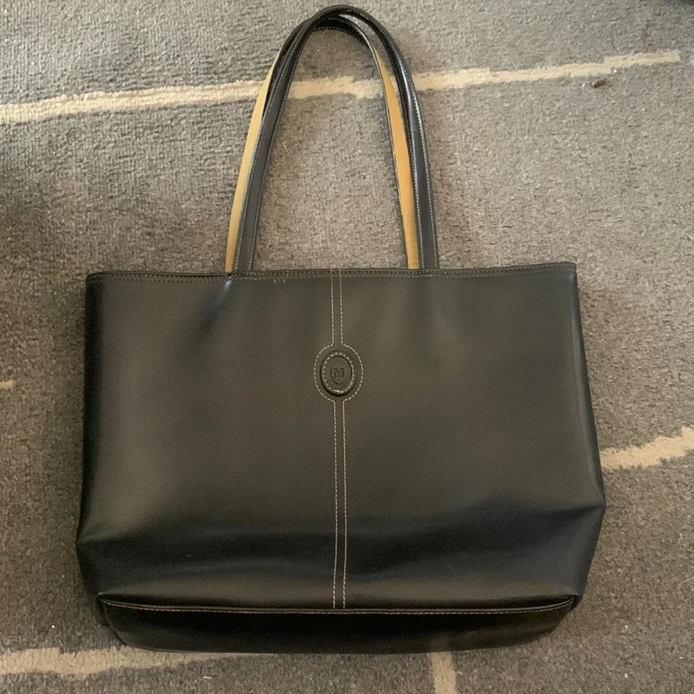 Black shoulder bag - Picture 1 of 5